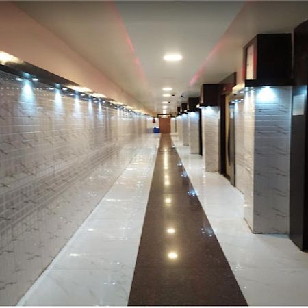 Gokul Raj By Wb Economy , Madhubani Hotel Buitenkant foto