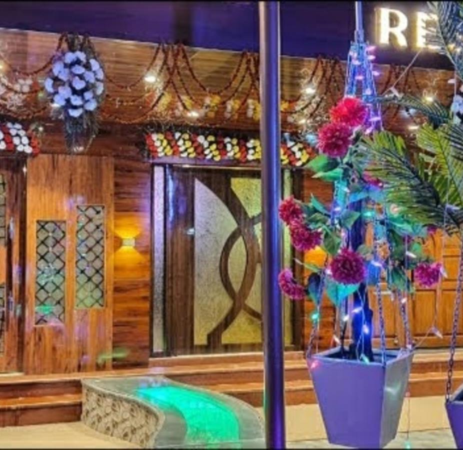 Gokul Raj By Wb Economy , Madhubani Hotel Buitenkant foto