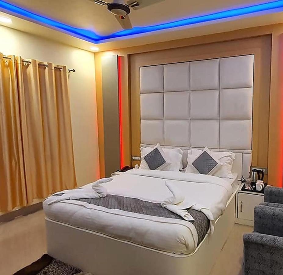 Gokul Raj By Wb Economy , Madhubani Hotel Buitenkant foto