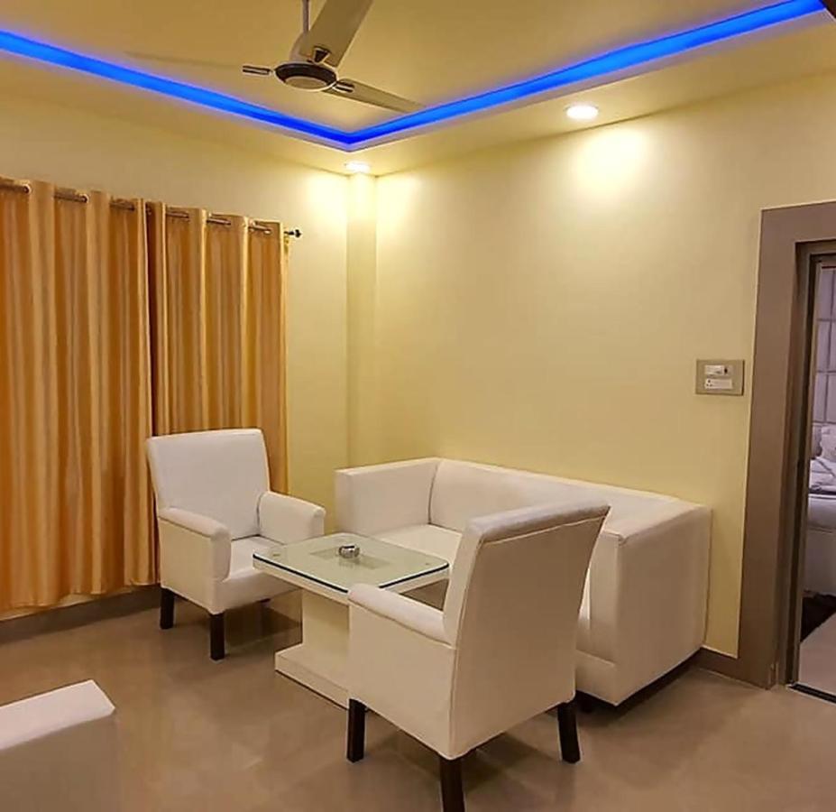 Gokul Raj By Wb Economy , Madhubani Hotel Buitenkant foto
