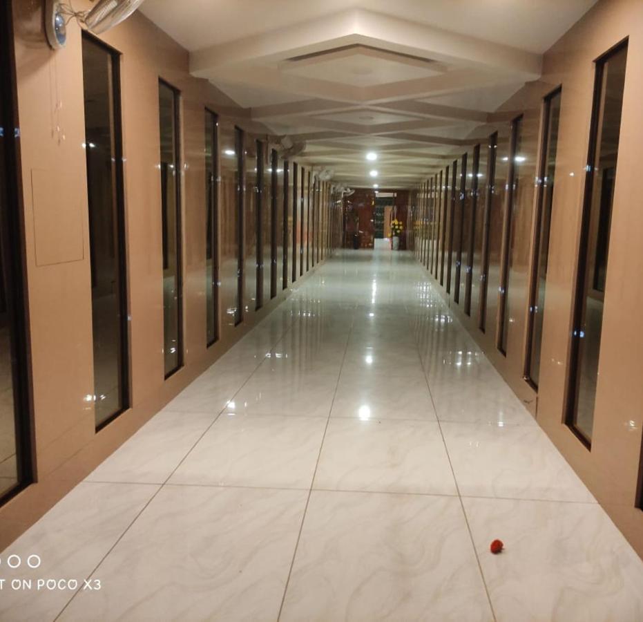 Gokul Raj By Wb Economy , Madhubani Hotel Buitenkant foto